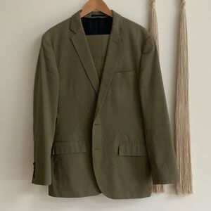 J.Crew Ludlow Slim Fit Olive Green Suit (42R, 31x32)